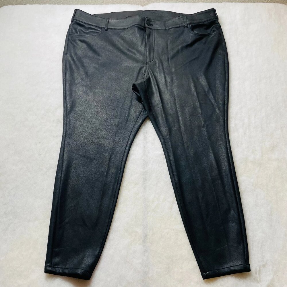NWT Lane Bryant Womens Black Lightweight Faux Leather Cropped Pants Size 24
